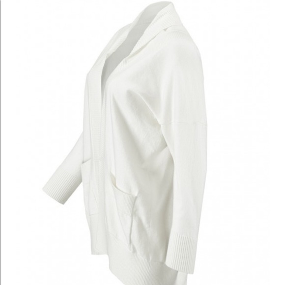 CAbi Day Sweater XS NWOT - Picture 3 of 8